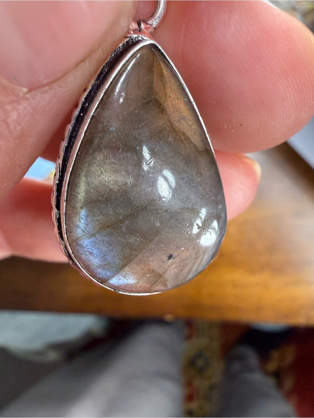Teardrop Labradorite Pendant - Picture 2 of 5